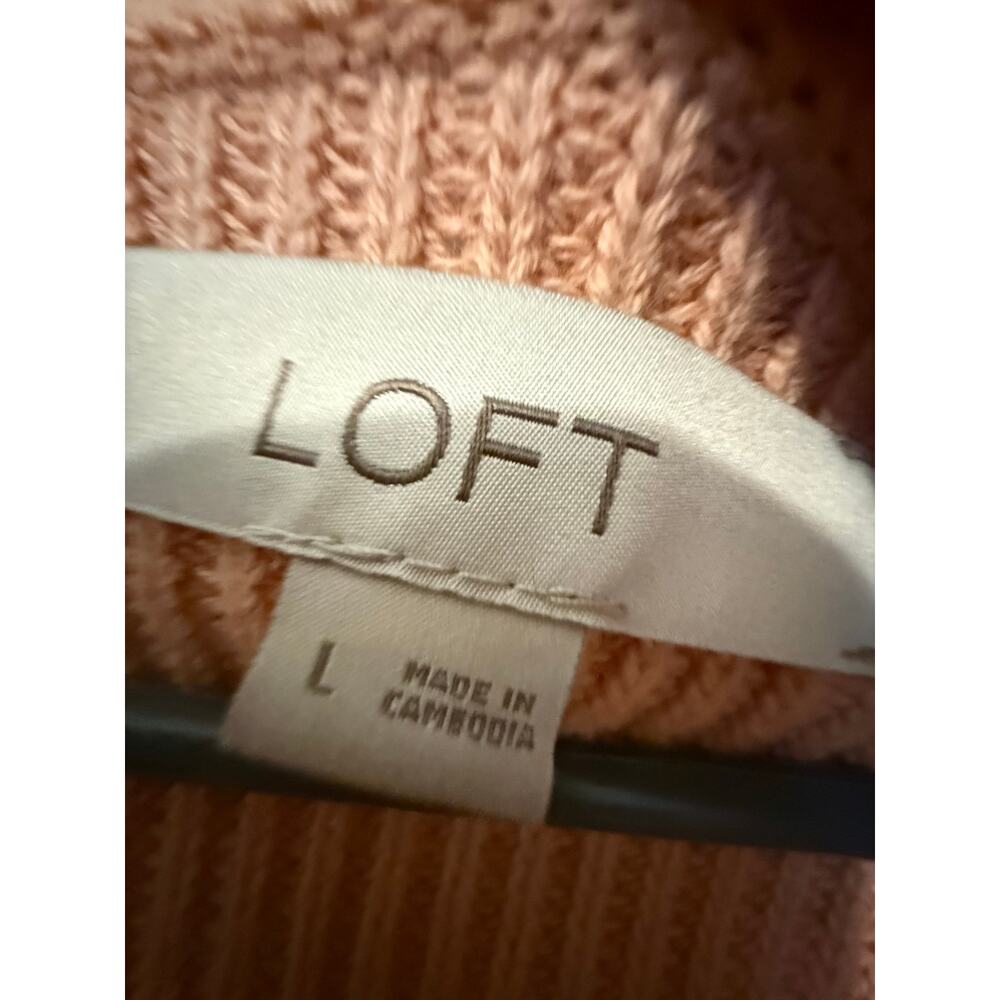 LOFT Women’s Chunky Knit V-Neck Sweater – Size Large – 100% Cotton Peach - Picture 4 of 10